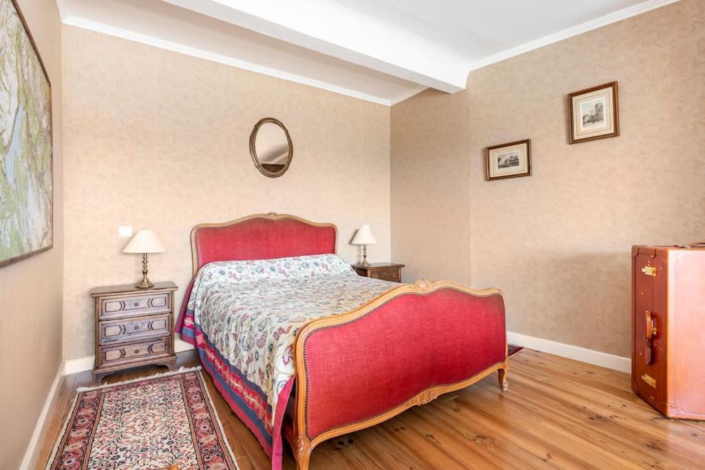Six Chandelles M'Etaient Comptees Puimoisson Экстерьер фото